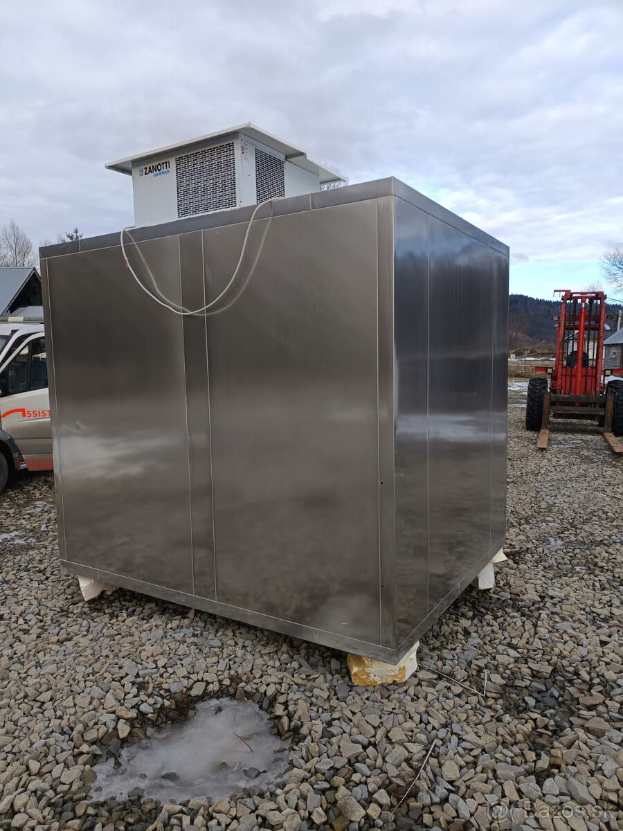 CHLADIACI BOX VONKAJSI - 14