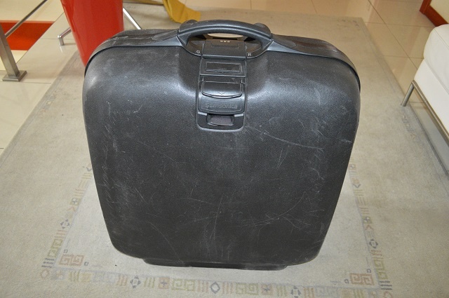 predam velky kufor SAMSONITE - 14