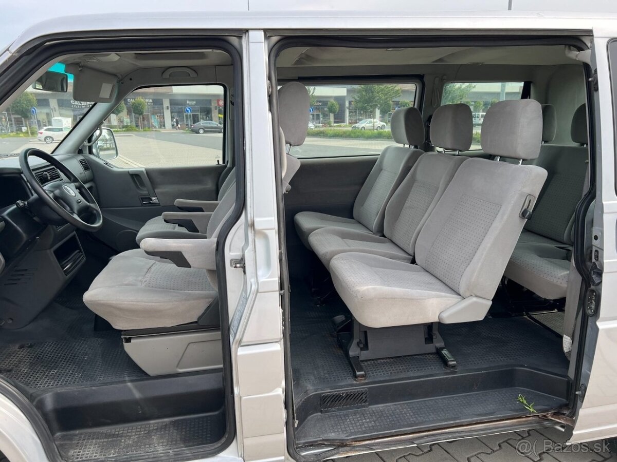 Volkswagen Caravelle 2.5 TDi 9 míst digi klima TZ - 14