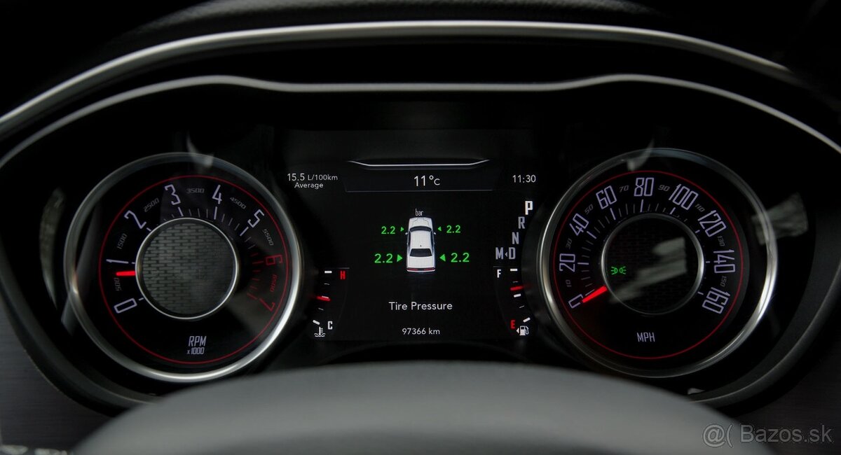 Dodge Challenger 5,7 V8 HEMI R/T - 14