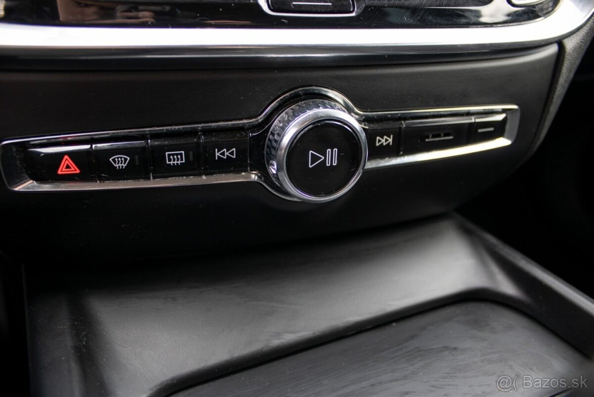 Volvo V60 D3 A/T / 110kW / A8 / 2020 - 14