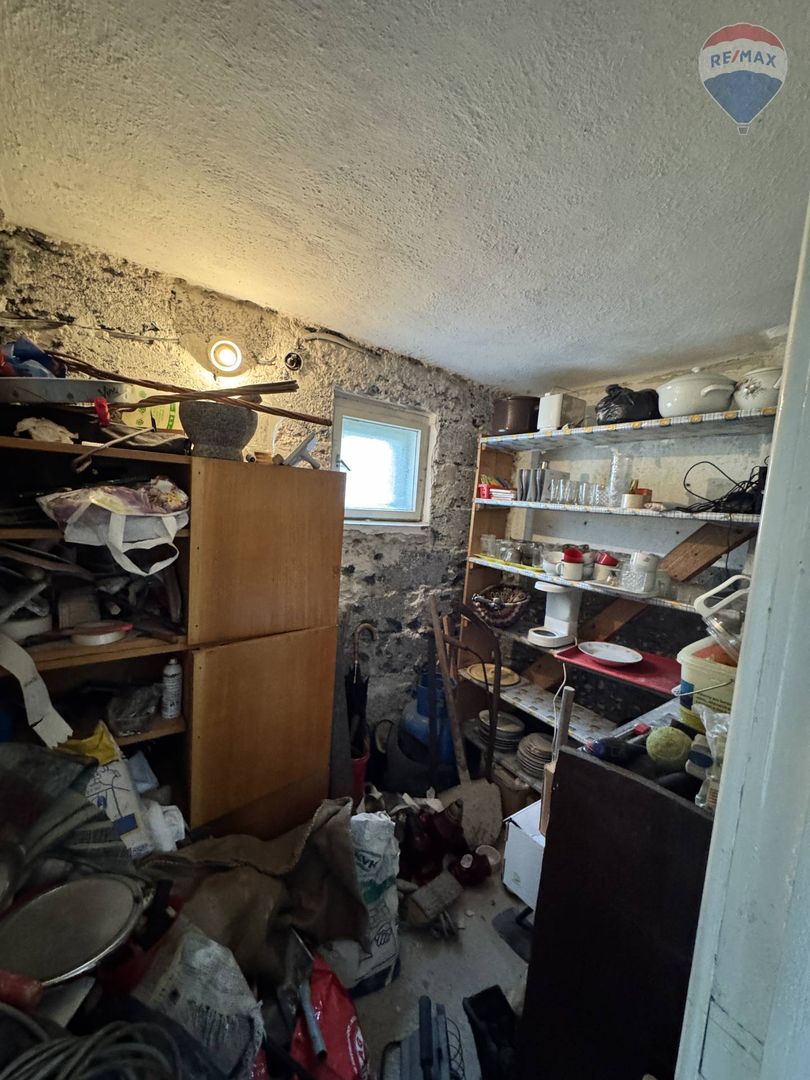 Na predaj polovica rodinného domu, samostatný vchod, Liptovs - 14