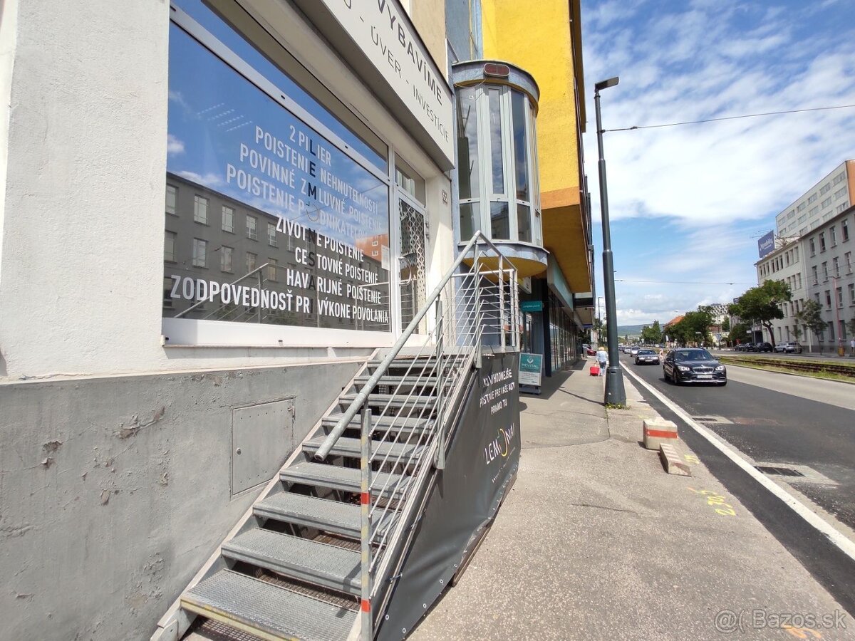 126m2 obchodný priestor s veľkým preskleným výkladom, Račian - 14