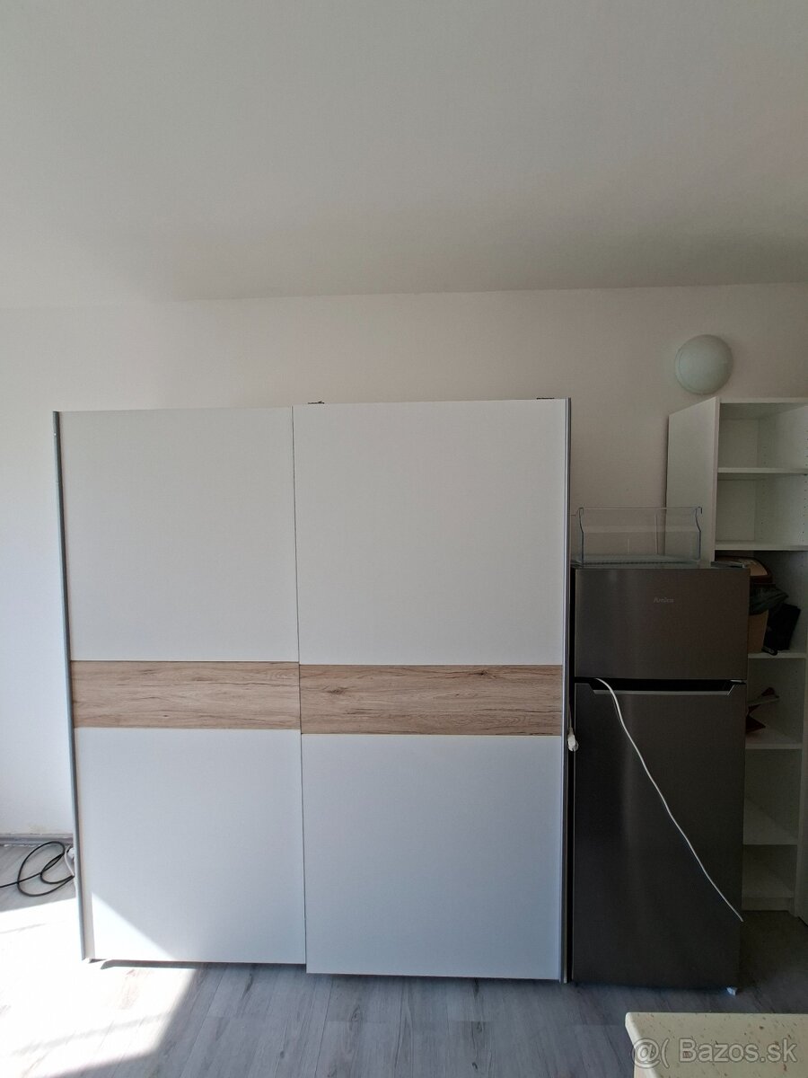 Garsónka v obci Nedašovce - 14