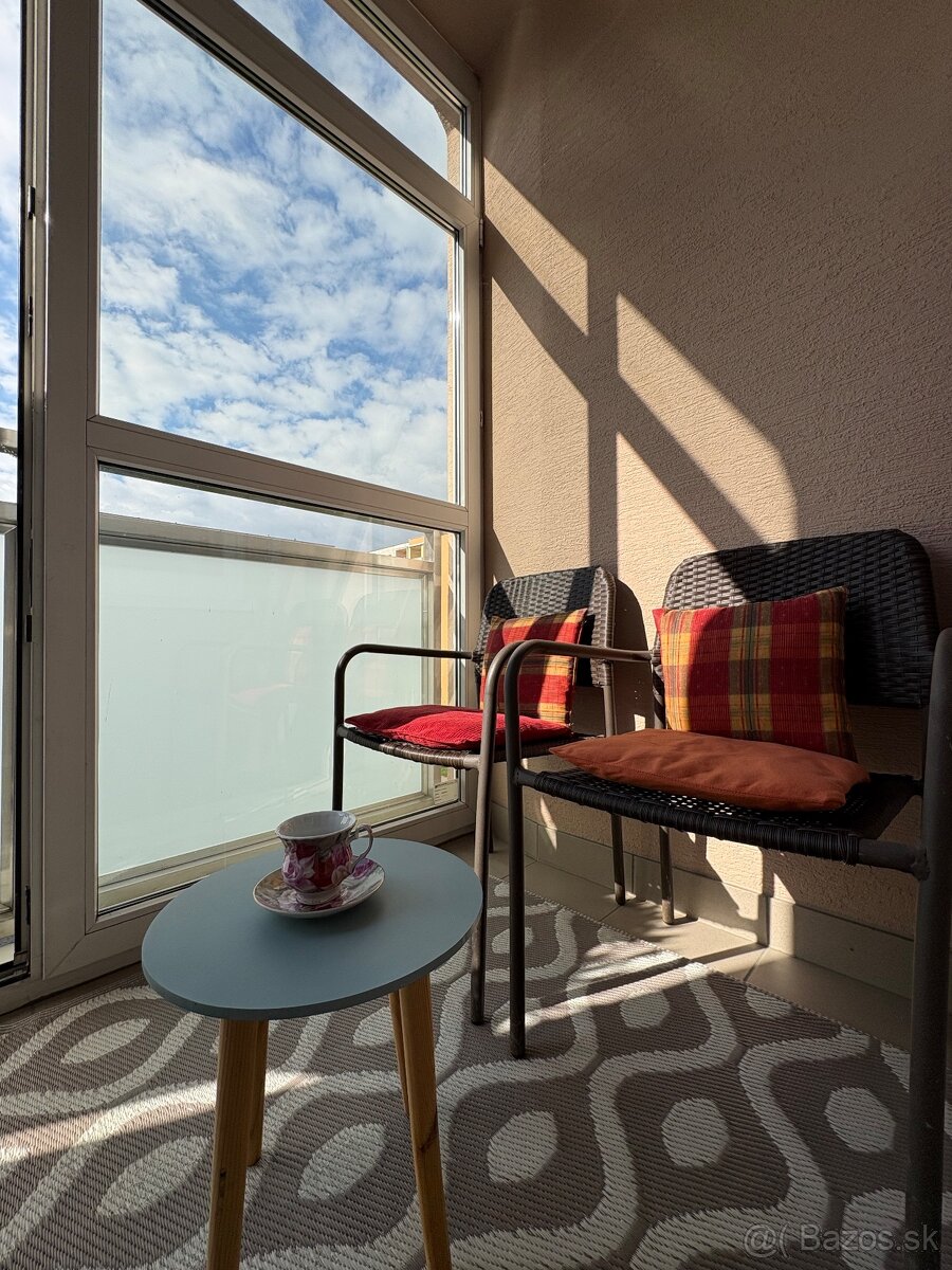 3-IZBOVÝ BYT, LOMNICKÁ PREŠOV - 14