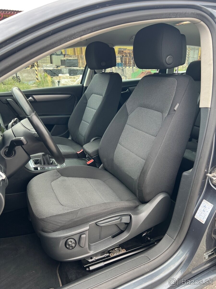 VOLKSWAGEN PASSAT B7 2.0TDi 125kW COMBI dovoz DE - 14