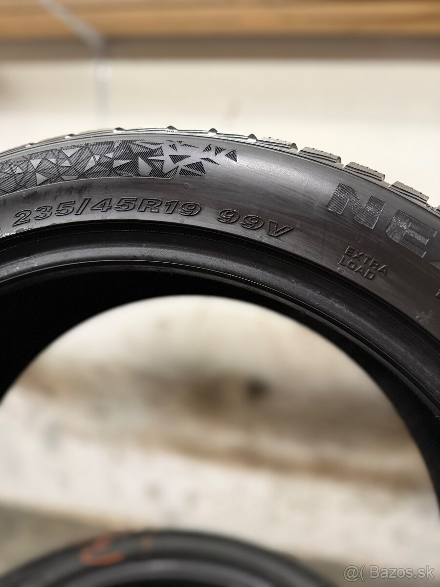 Zimné pneumatiky 235/45/19 Nexen Winguard Sport 2 WU7 - 14