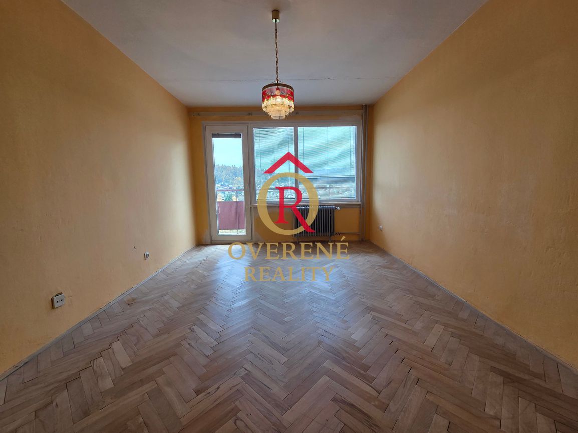 Na predaj veľký 3 izbový byt s komorou a 4 lodžiami v centre - 14