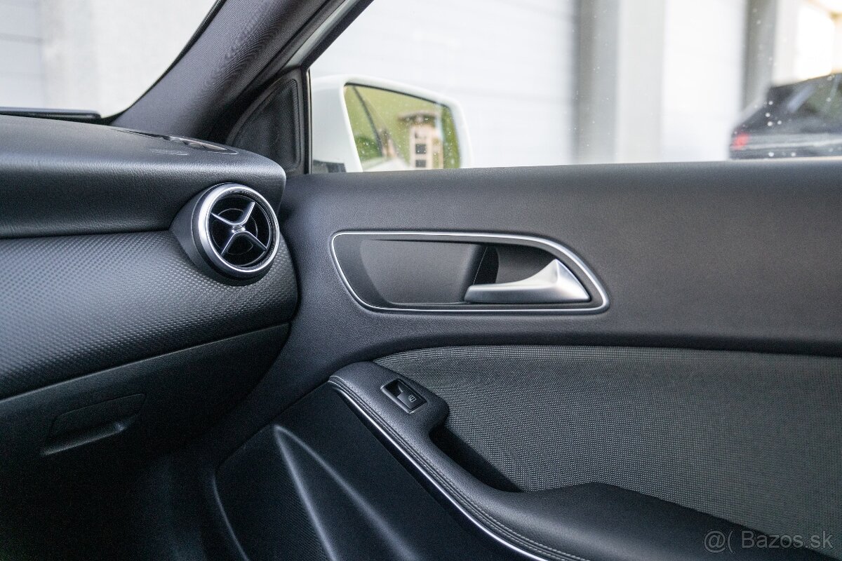 Mercedes-Benz A180d facelift TOP stav - 14