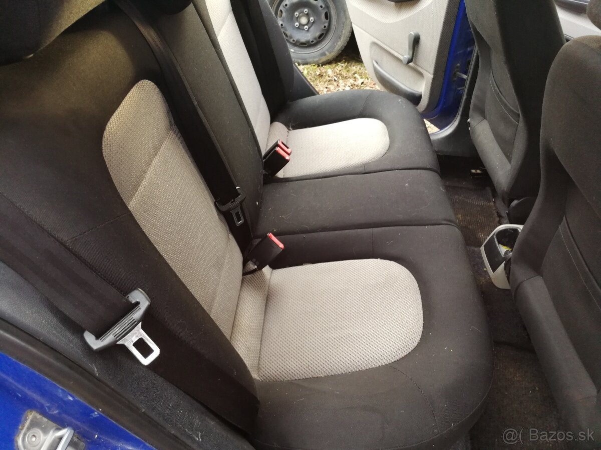 Fabia 1 kombi na diely, bez korózie, modrá - 14