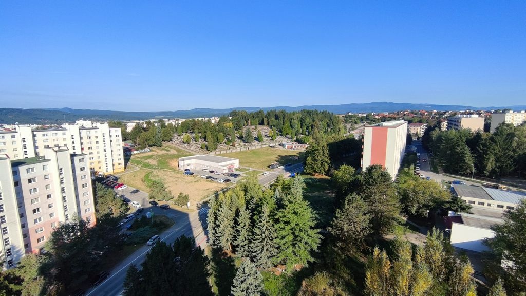 4 izbový byt s piatimi loggiami Zvolen Zlatý Potok - 14