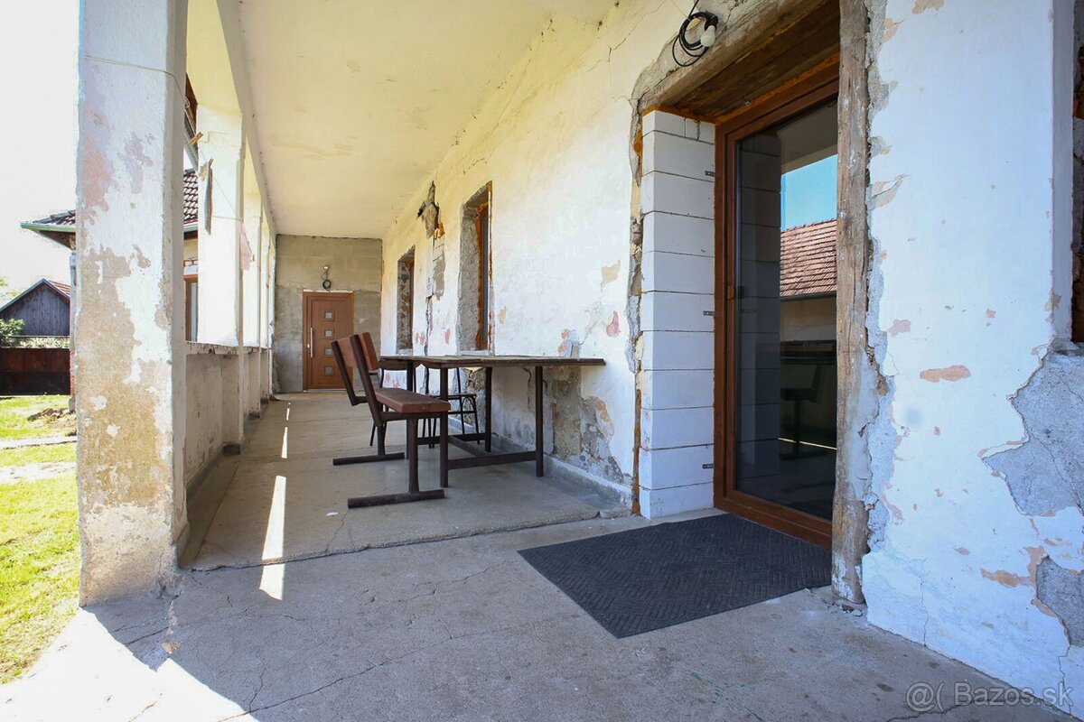 5-izbový rodinný dom - Hontianske Moravce - 14