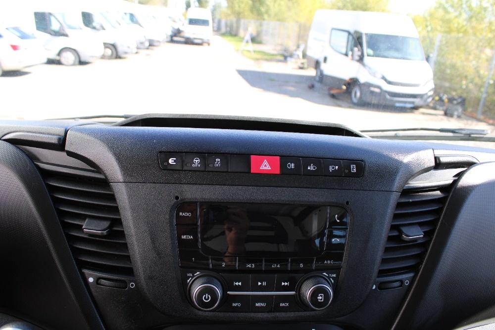 Iveco Daily, 35S160 2,3 Maxi+klima+6 míst TOP - 14