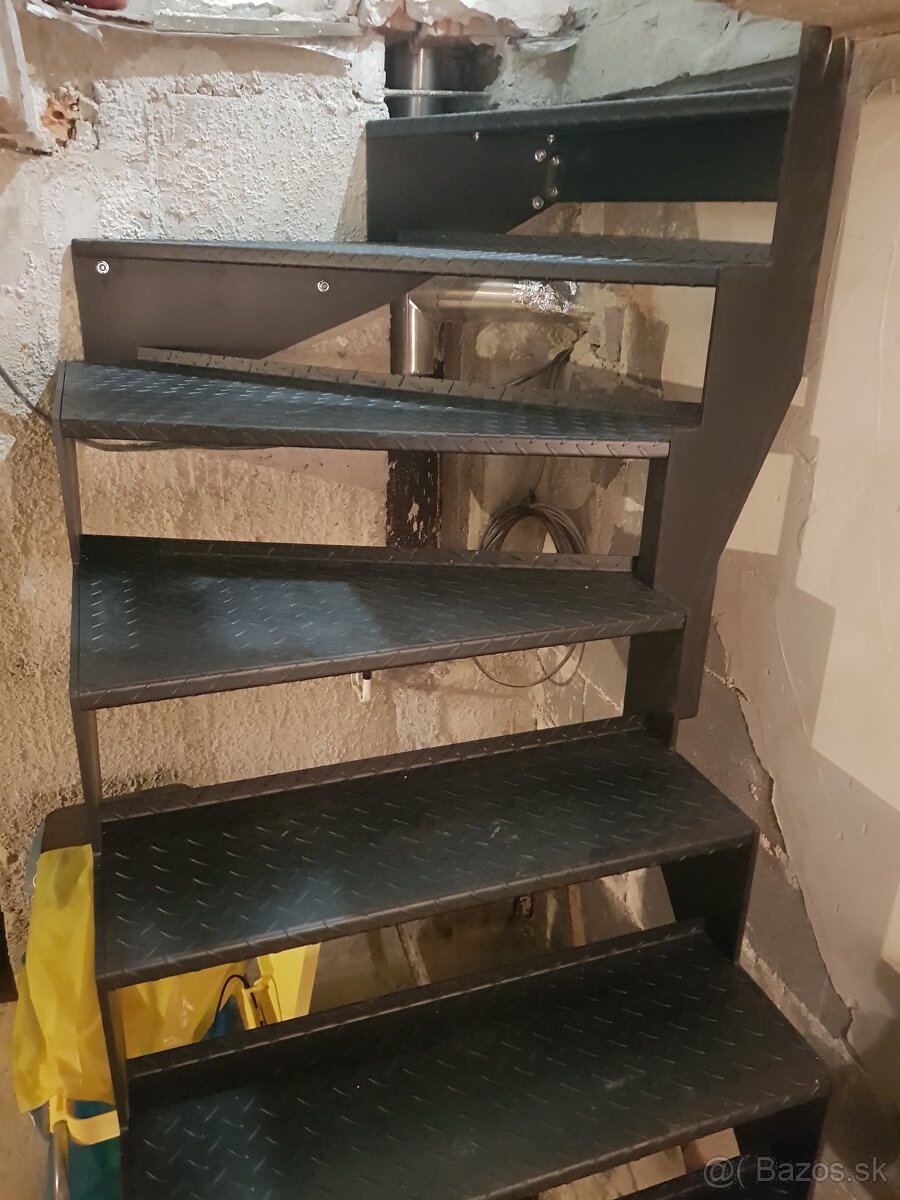 SCHODY PODĽA VAŠÍCH PREDSTÁV - 14