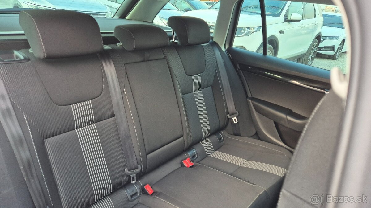 Škoda Octavia Combi 2.0 TDI Style DSG EU6 - 14