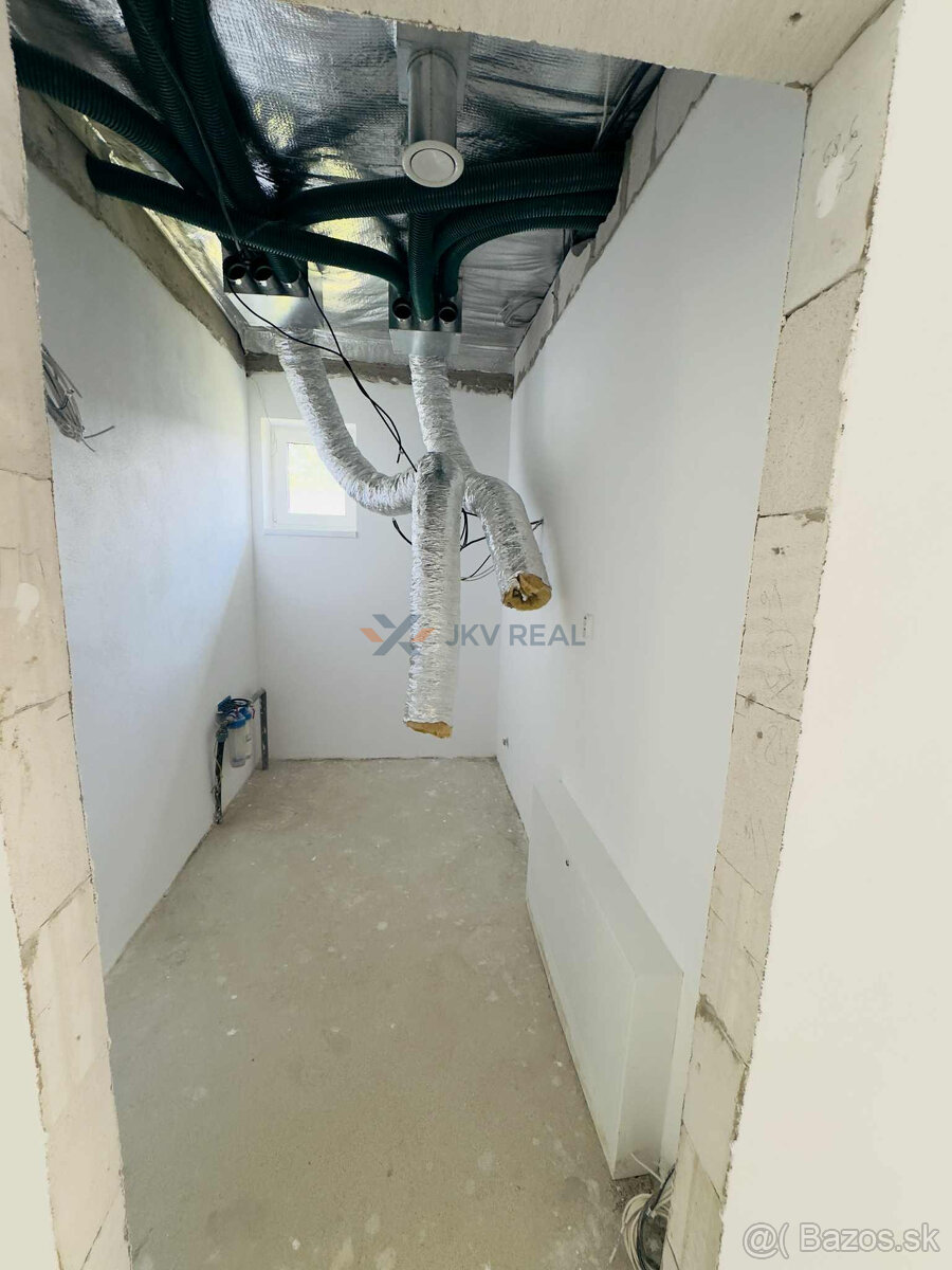 4 IZBOVÁ NOVOSTAVBA RD, 152M2, POZEMOK 950M2,VAJKOVCE - 14