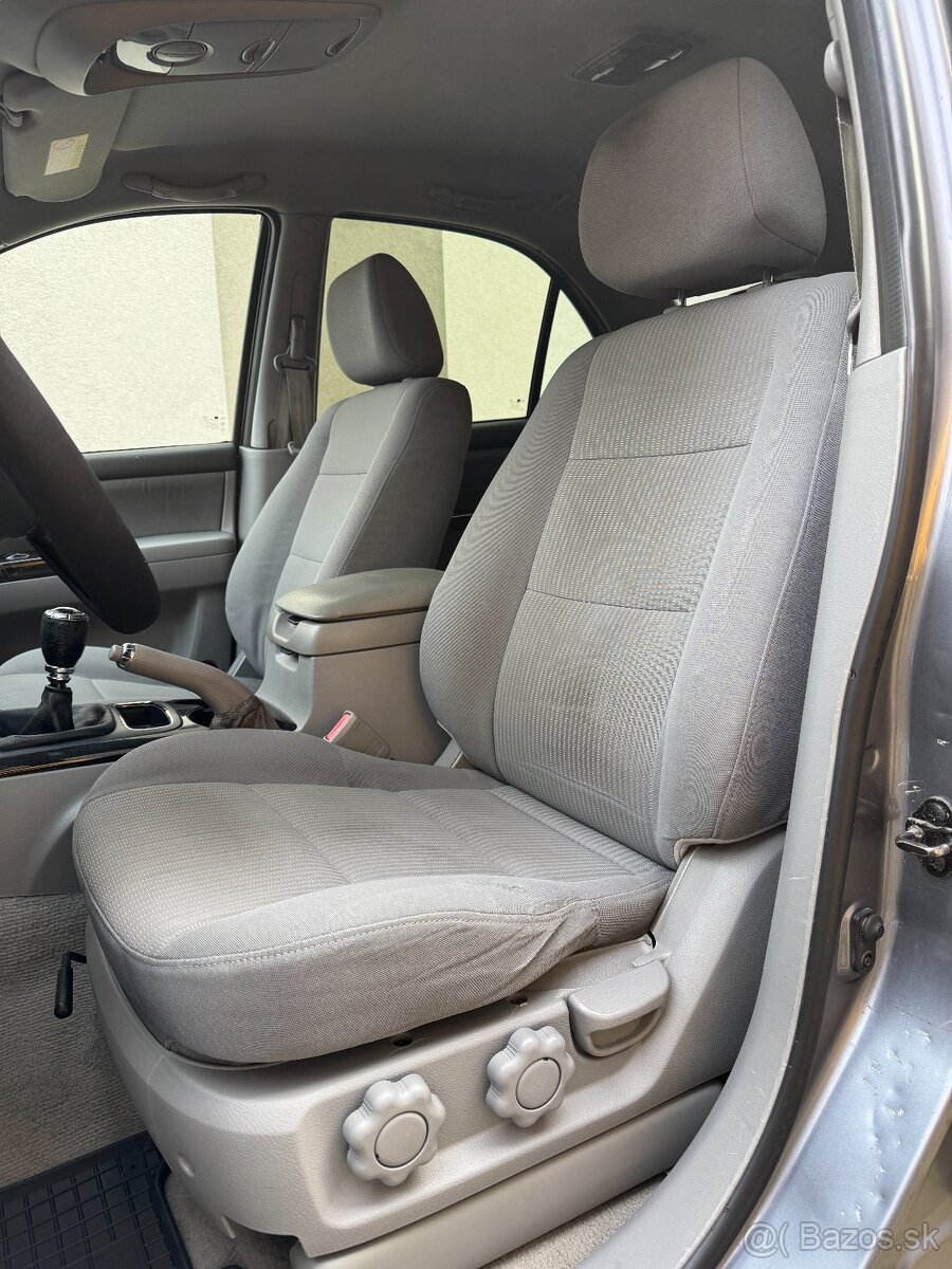 KIA SORENTO 2,5 CRDI,4X4, MANUÁL, 6/2008 - 14