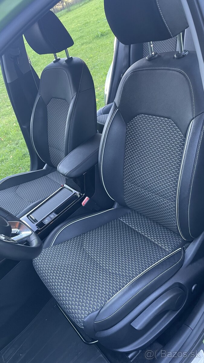 KIA XCEED 1.5 T-GDi 160 k - 14