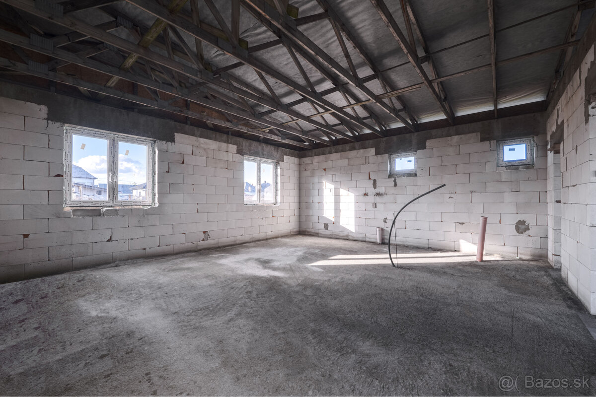 Novostavba nízkoenergetického bugalovu | Vojčice - 14