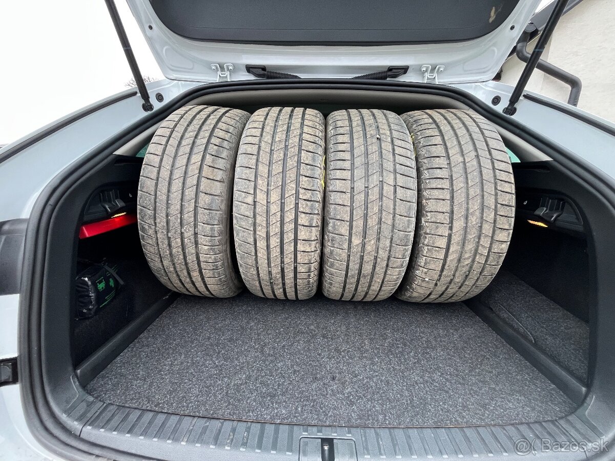 Škoda Octavia 4 1.4 TSI iV PHEV - - 14