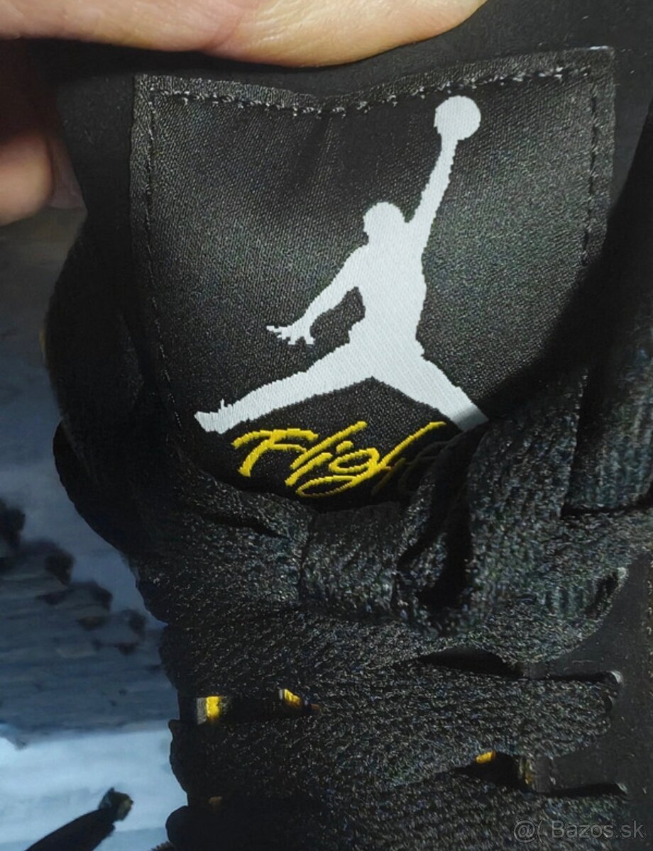 Jordan RETRO 4 Yellow - 14