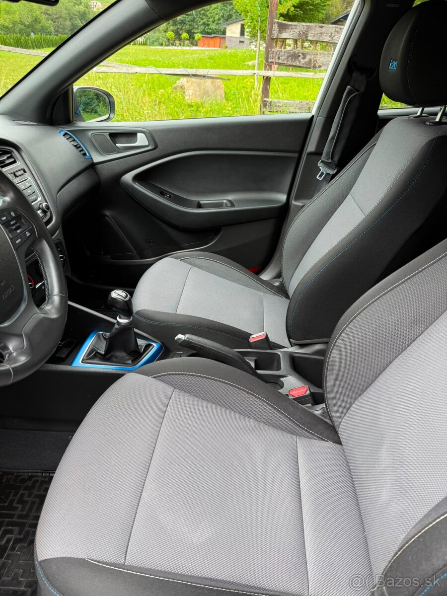 Hyundai i20 active - 14