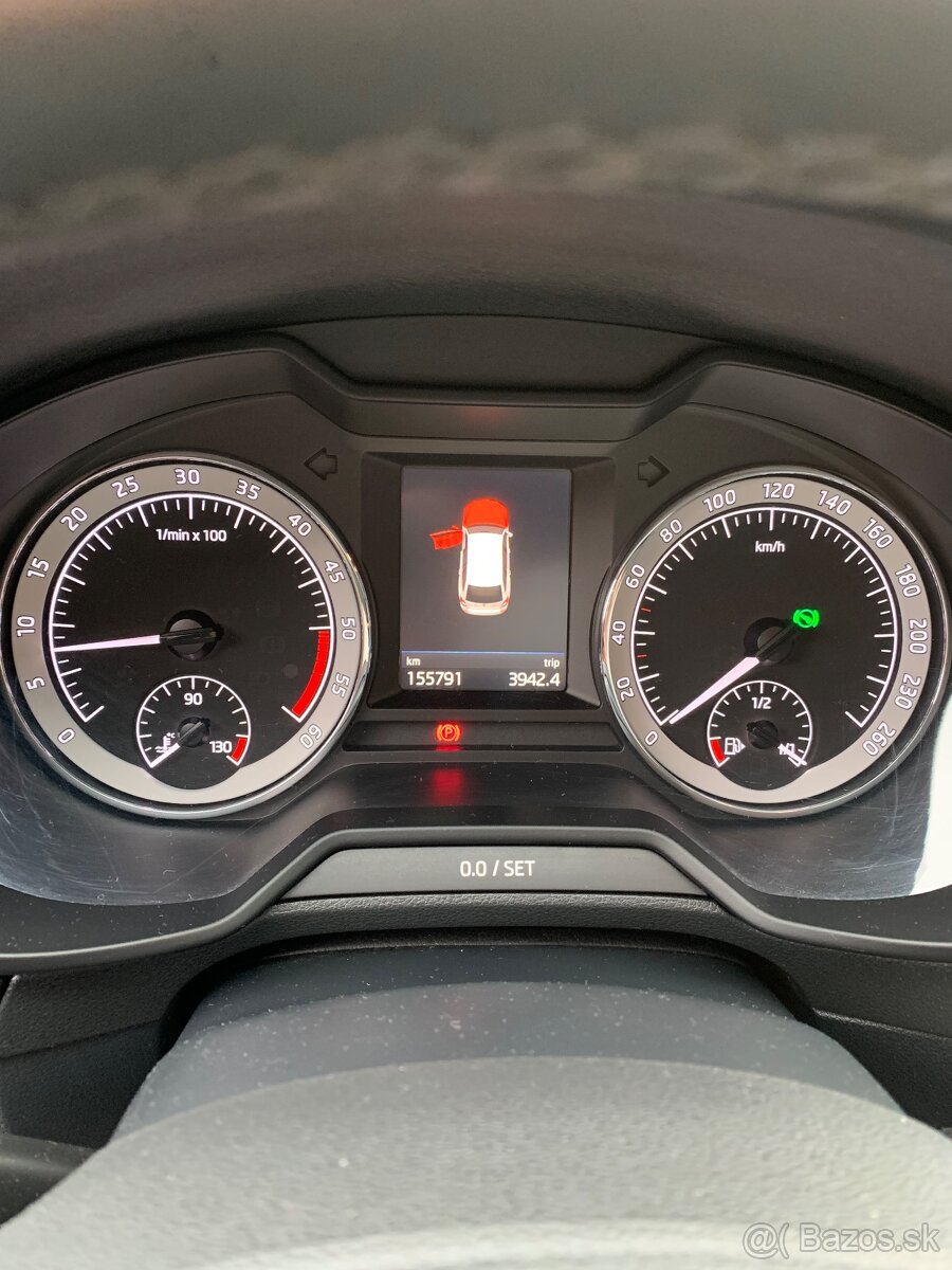 Škoda Octavia Combi 2.0 TDI 110 kw - 14