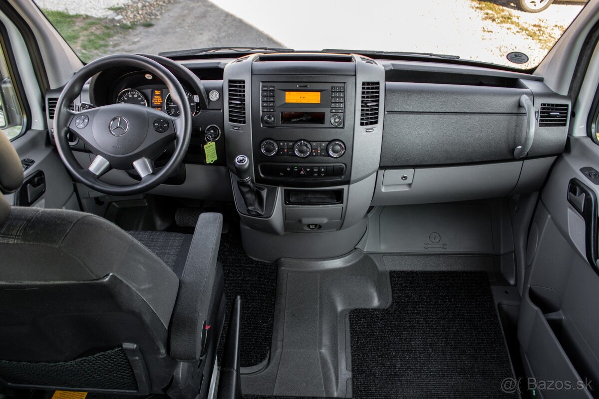 Mercedes-Benz Sprinter 313 CDI 2.2 95kW, 9-miestne - 14
