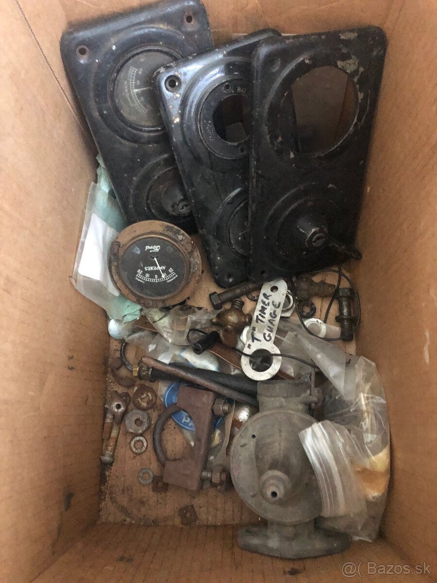 FORD Model T suciastky - 14