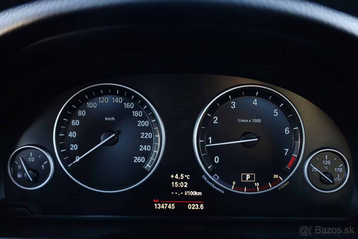 BMW Rad 5 520i A/T - 14