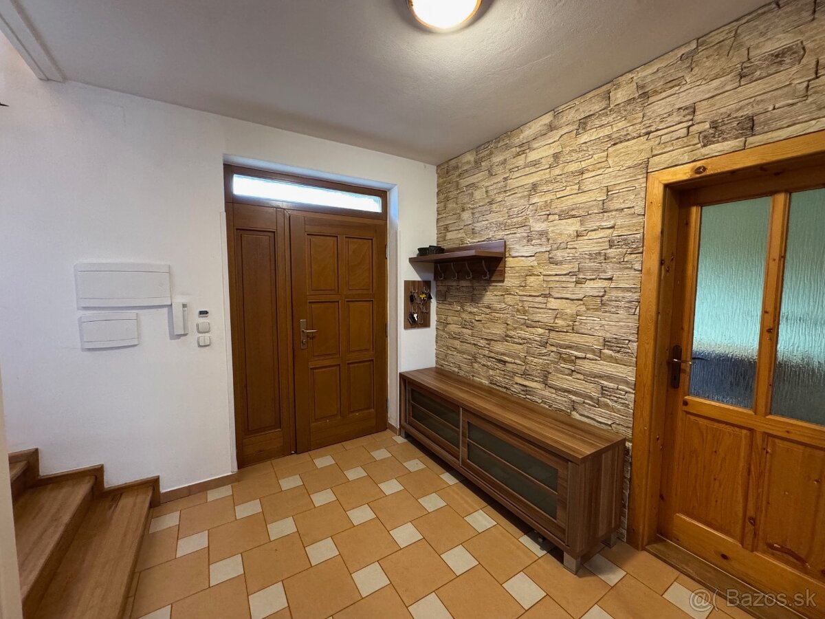 Na predaj krásny rodinný dom - 14