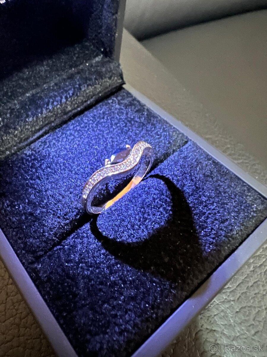 Zlatý dámsky prsteň - luxus - 14