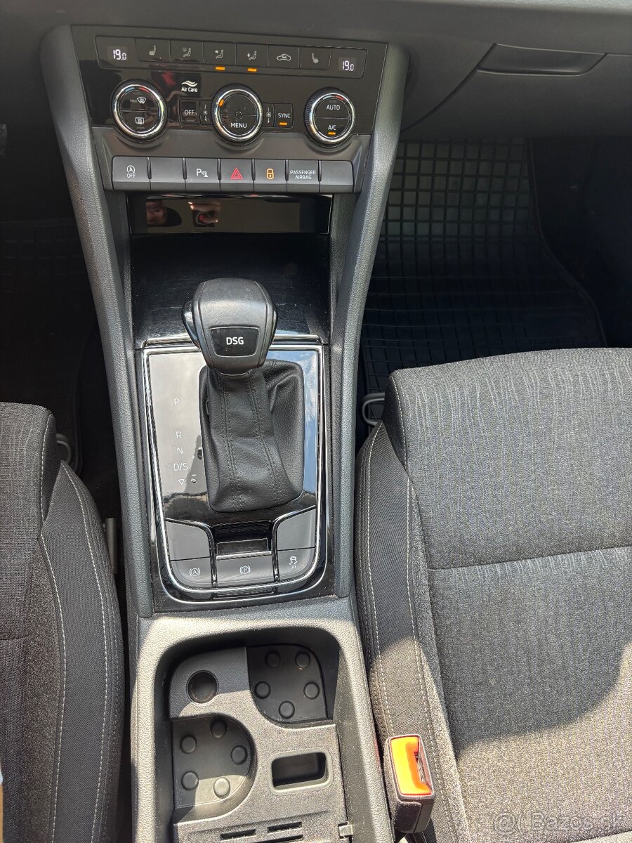Škoda Karoq 1.5 TSI ACT Style DSG - 14