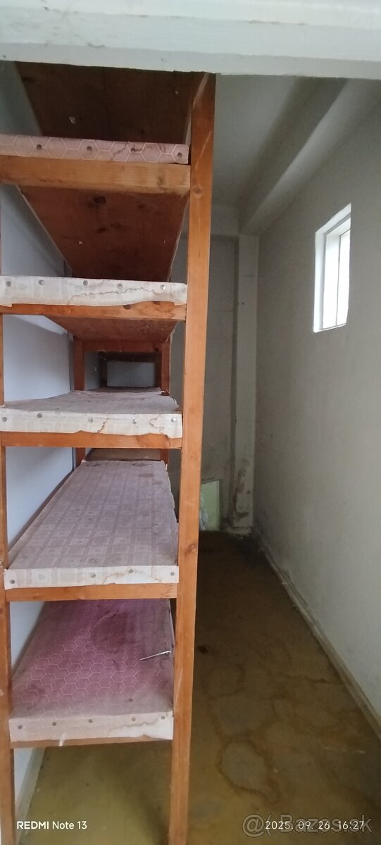 HZ- 12 Na predaj 5 izbový rodinný dom v Nesvadoch - 14