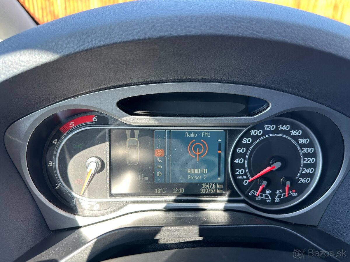 Ford S-MAX 2.0 TDCi Titanium - 14