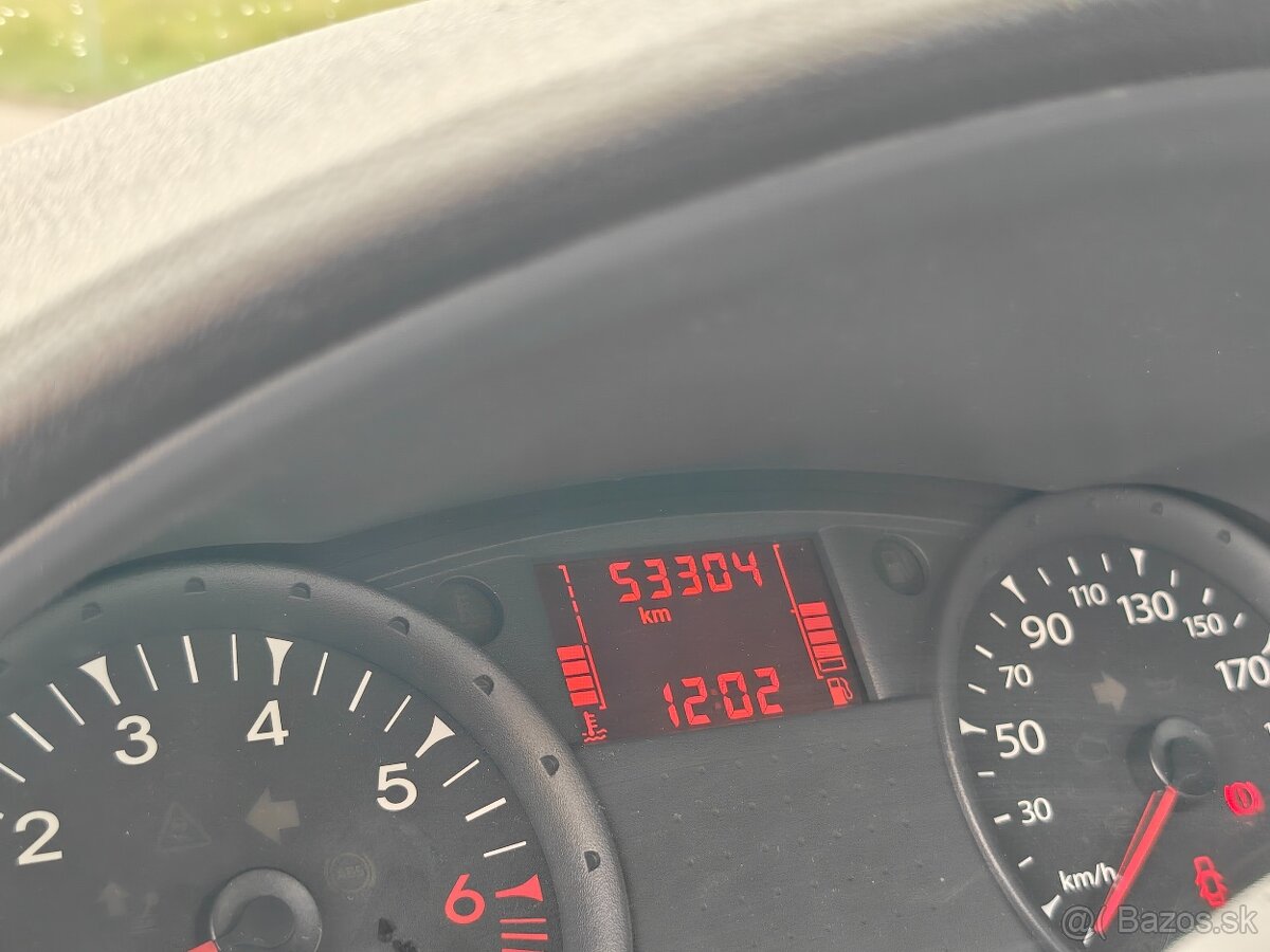 Predám Renault Clio 1,2 53.000km - 14