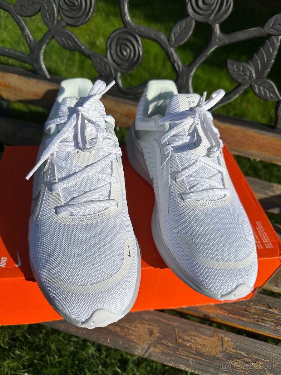 Sportove tenisky Nike Quest 5 - 14