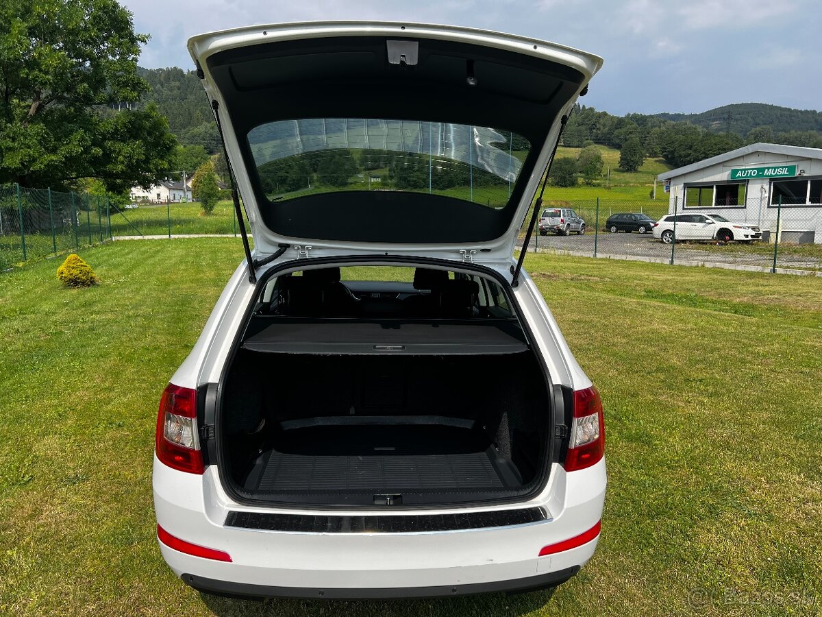 Škoda Octavia kombi 1.6TDi ELEGANCE ALU - 14