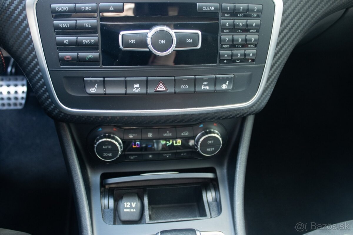 Mercedes-Benz A 45 AMG - 14