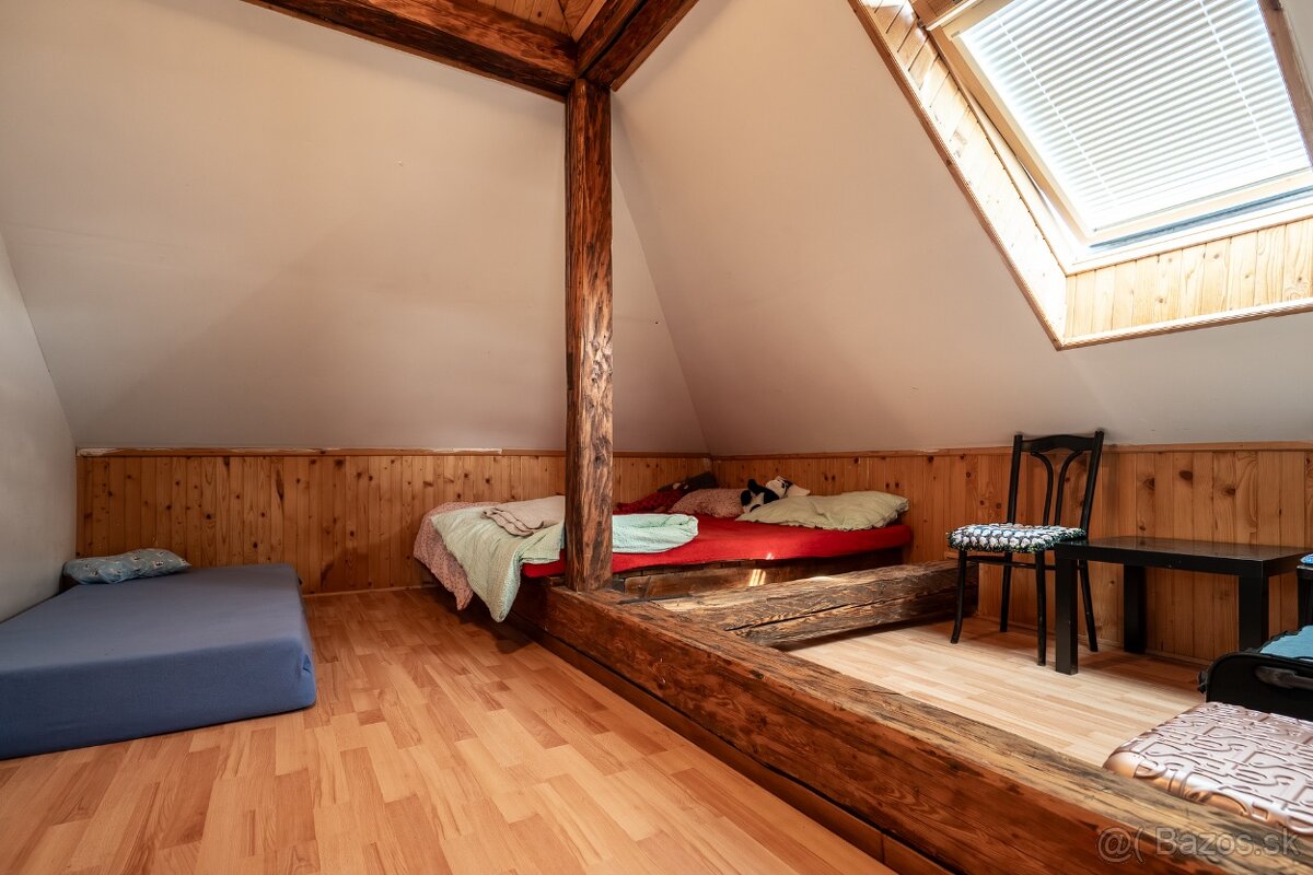 Rodinný dom vhodný aj ako víkendové sídlo - 14