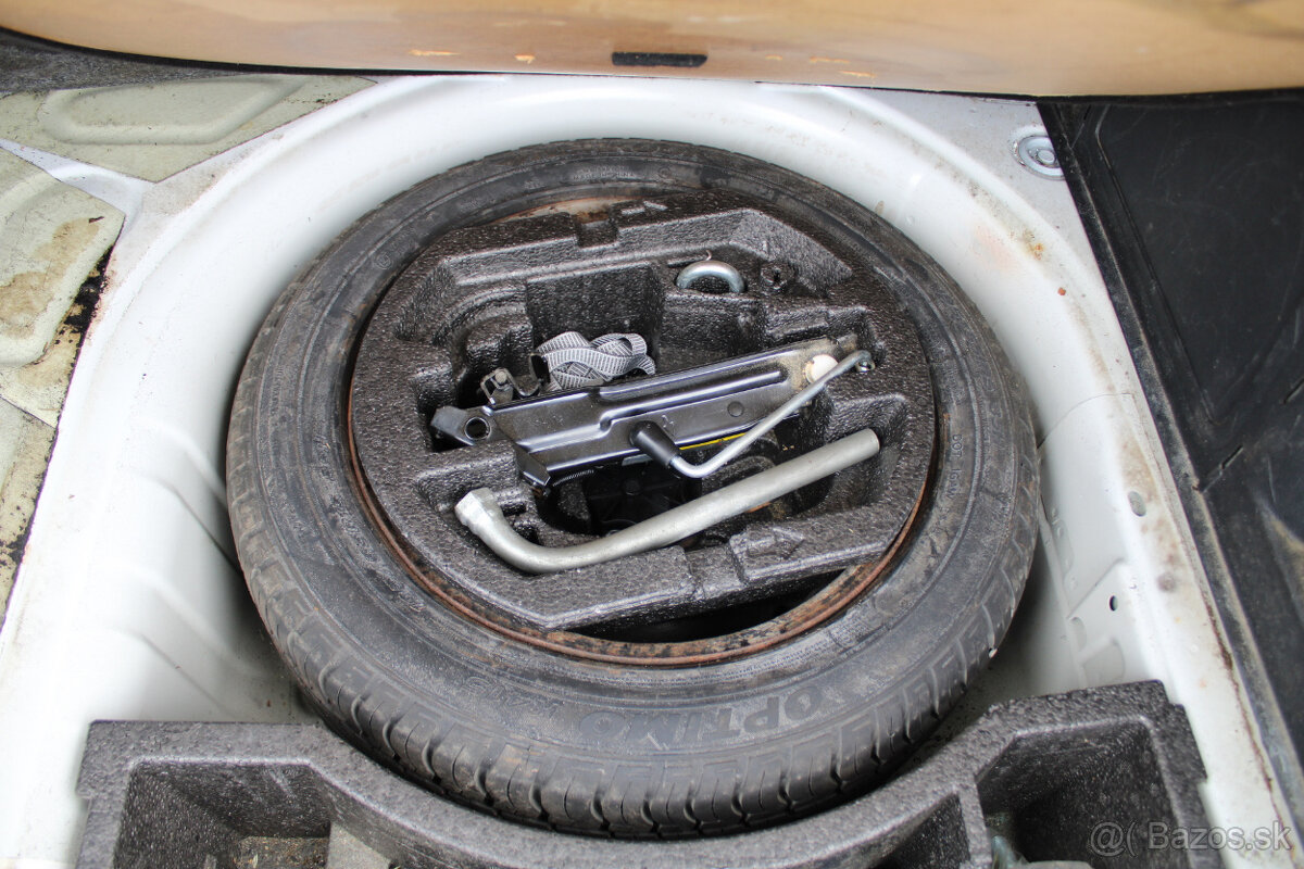 Škoda Fabia Combi 1.4 16V Ambiente - 14