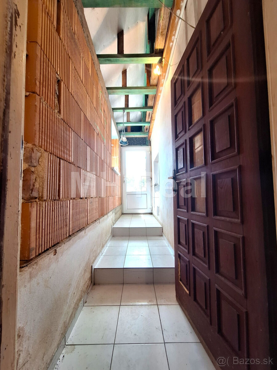 ROZHANOVCE - Zrekonštruovaný RD iba 10 km od Košíc - 14