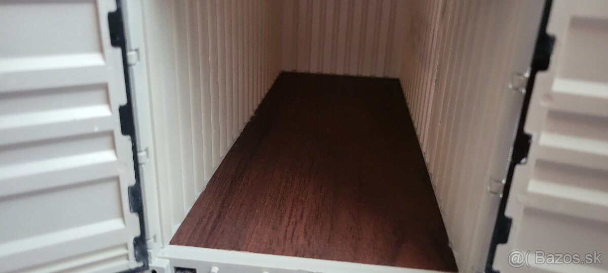 Predam kontainerovy naves v mierke 1/20 - 14