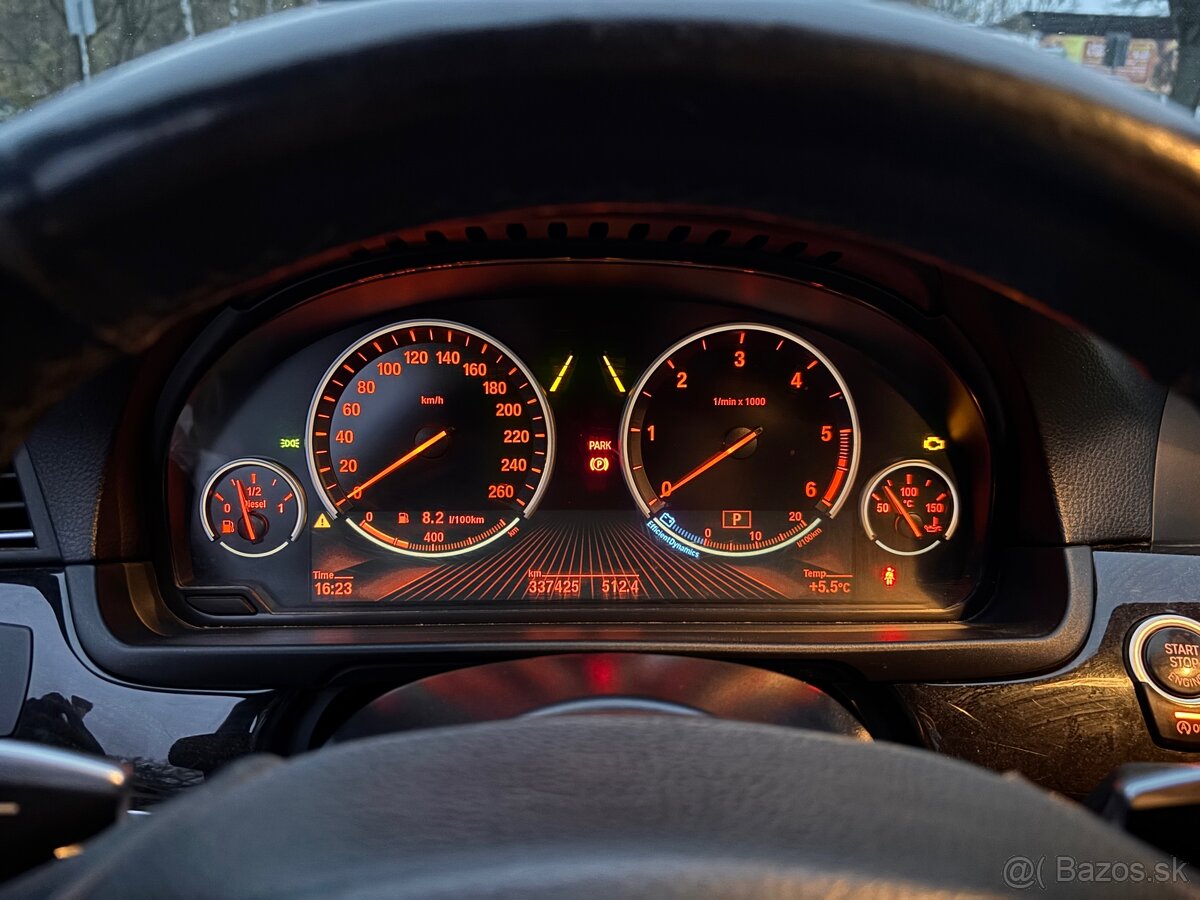 BMW 530xd Mpacket Xdrive PANO webasto adaptiv kamera tažné - 14