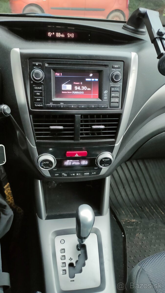 Subaru Forester 2.0 i 4wd - 14