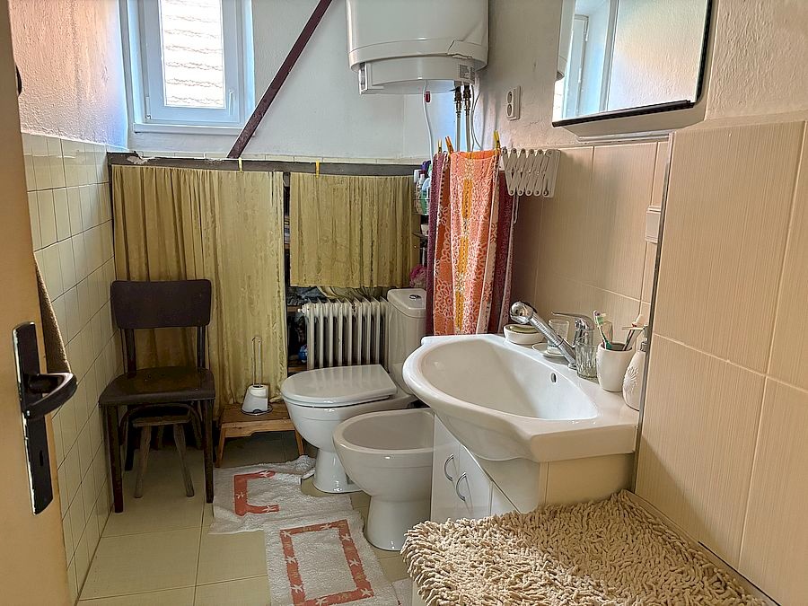 Rodinný dom s pekným pozemkom v Turčianskom Petre - 14