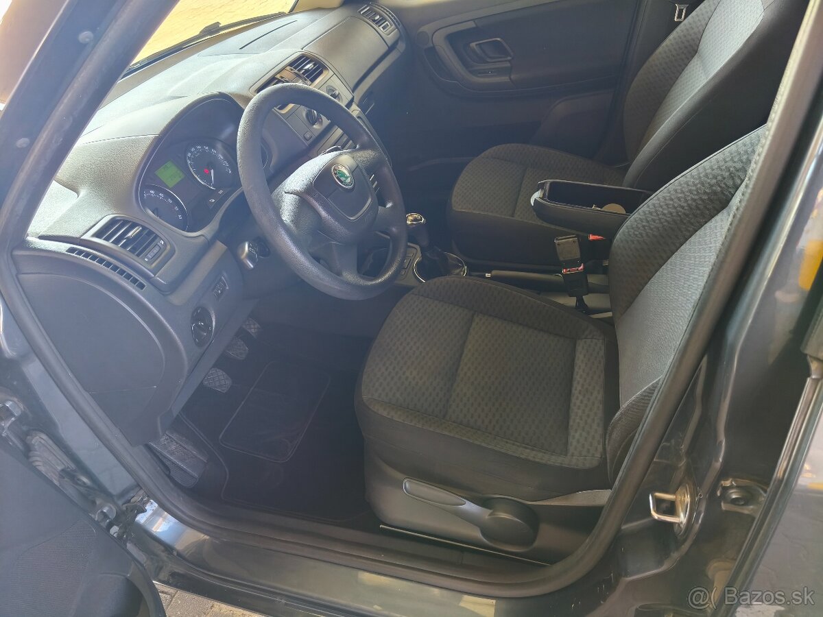Škoda Fábia - 14