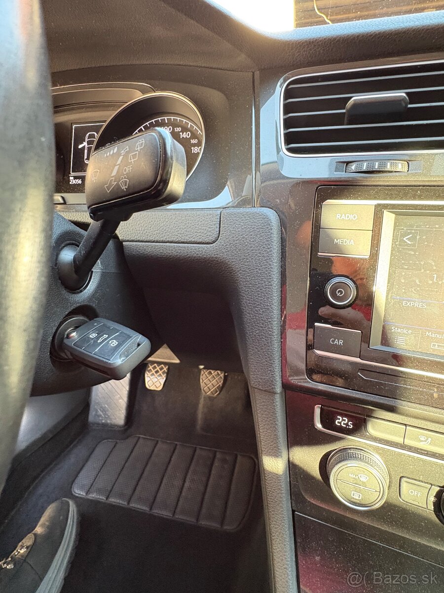 Predám VW Golf 1.0 - 14