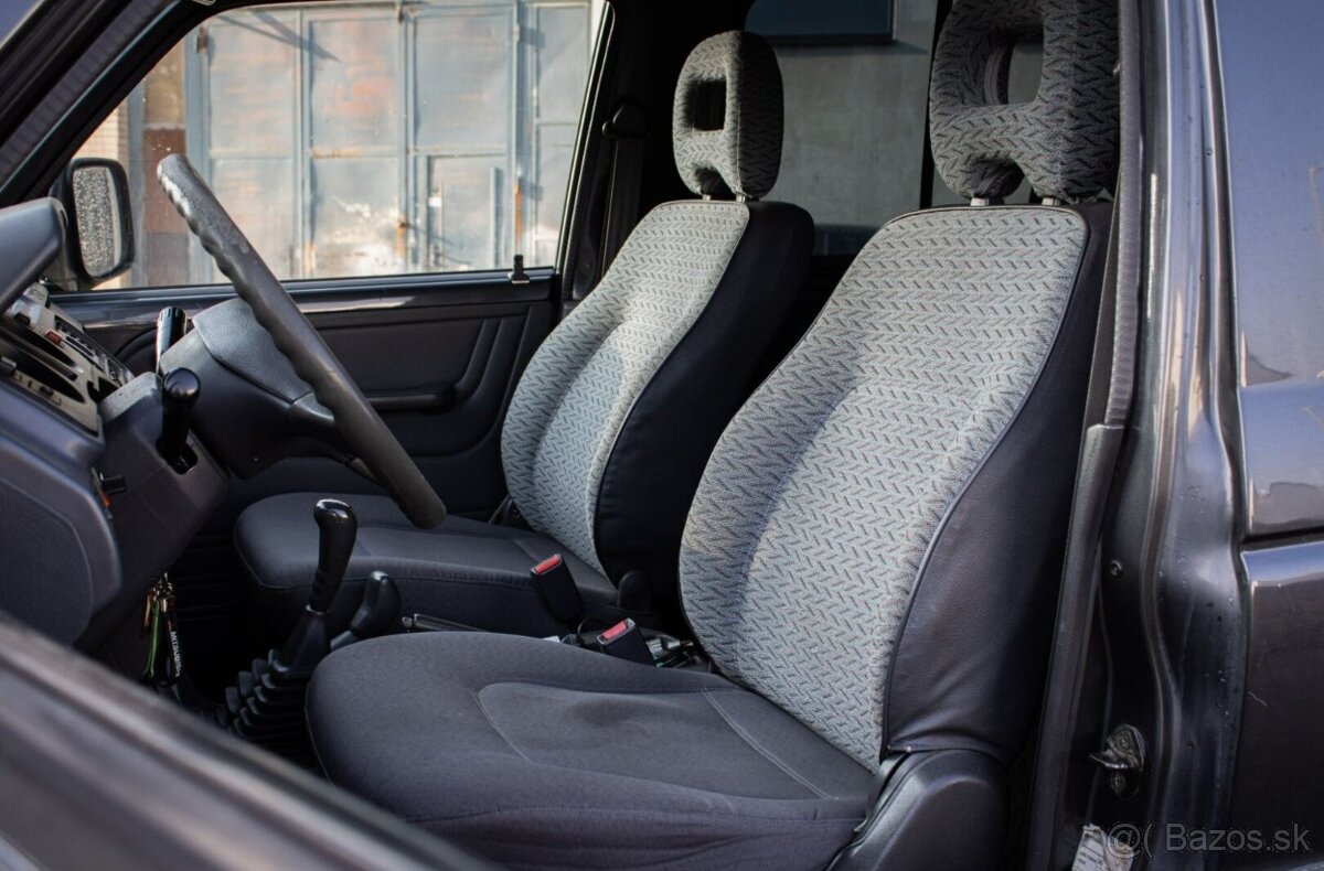 Mitshubishi Pajero 2.5 TD, 73kW - 14