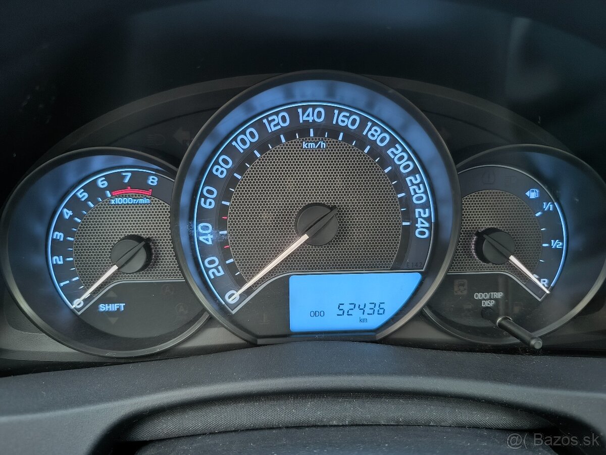 Toyota Auris Touring Sports 1.3 G - 14